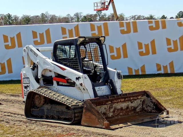 Image of Bobcat T770 equipment image 3