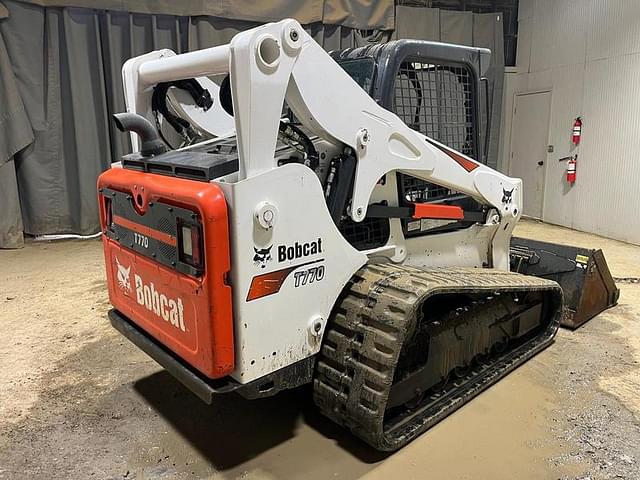 Image of Bobcat T770 equipment image 4