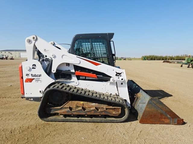 Image of Bobcat T770 equipment image 1