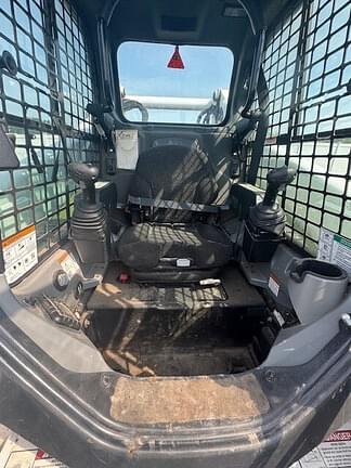 Image of Bobcat T870 equipment image 4