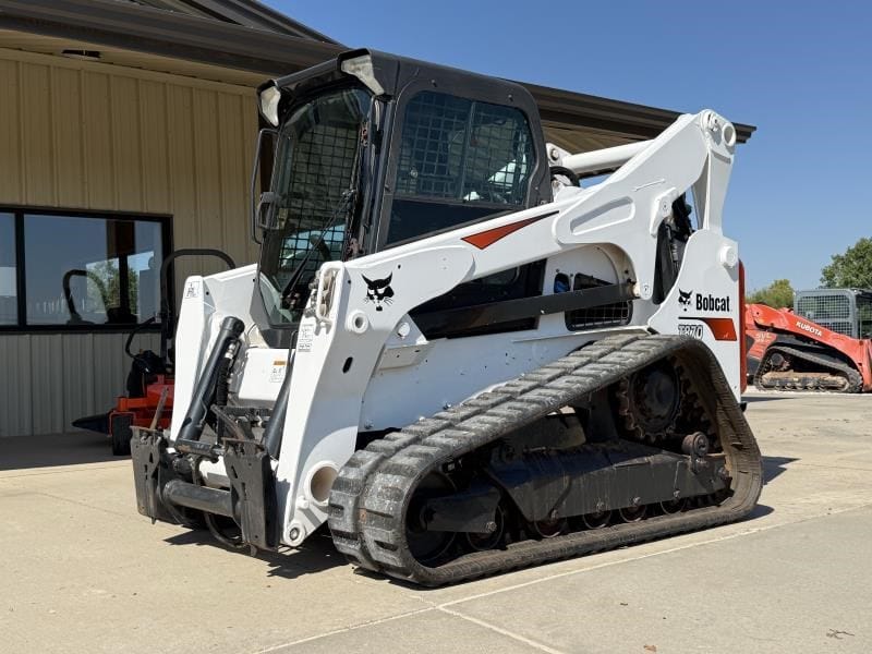 2021 Bobcat T870 Equipment Image0