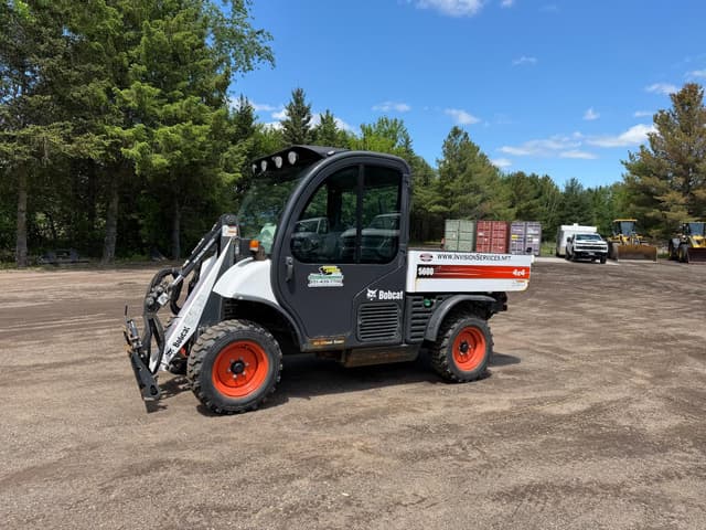 Image of Bobcat Toolcat 5600 equipment image 1