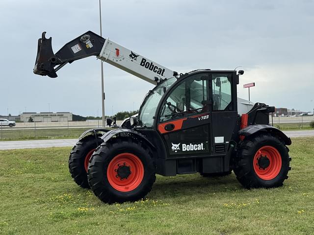 Image of Bobcat V723 equipment image 1