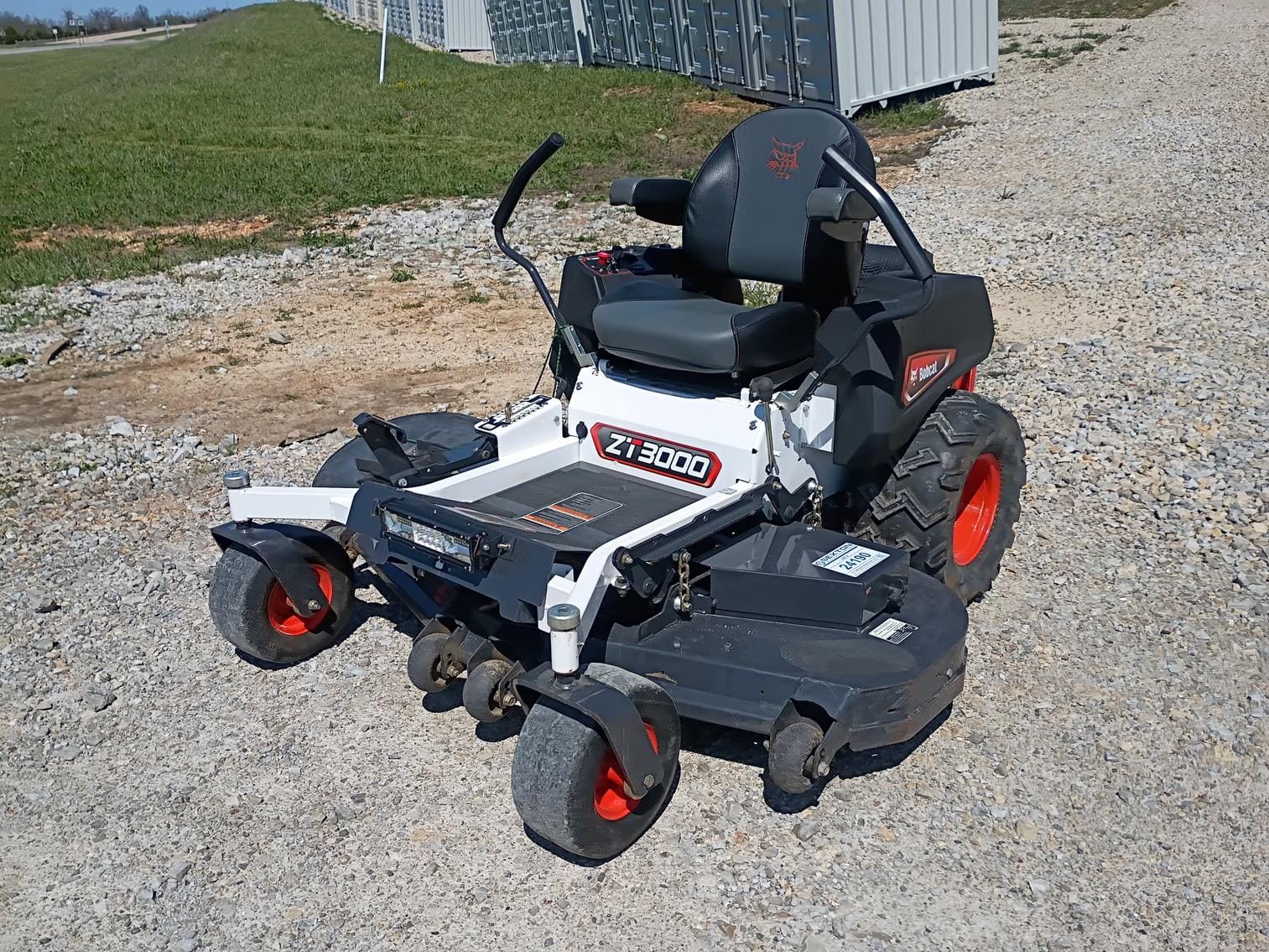 2021 Bobcat ZT3000 Equipment Image0