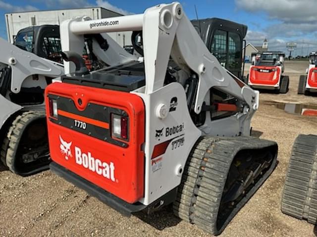 Image of Bobcat T770 equipment image 3