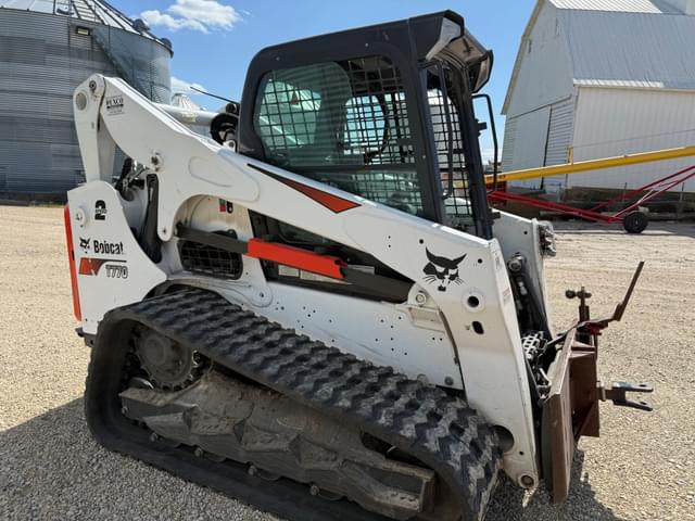 Image of Bobcat T770 equipment image 2