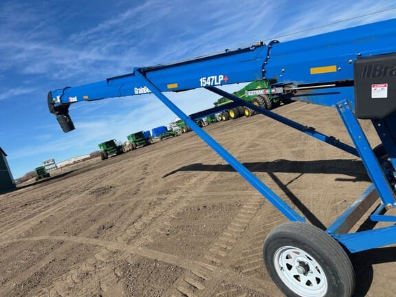 2021 Brandt 1547LP+ Equipment Image0