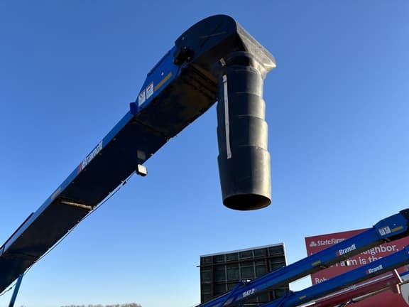 Image of Brandt GrainBelt 1547LP equipment image 4