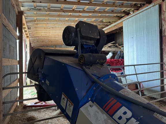 Image of Brandt GrainDeck equipment image 3