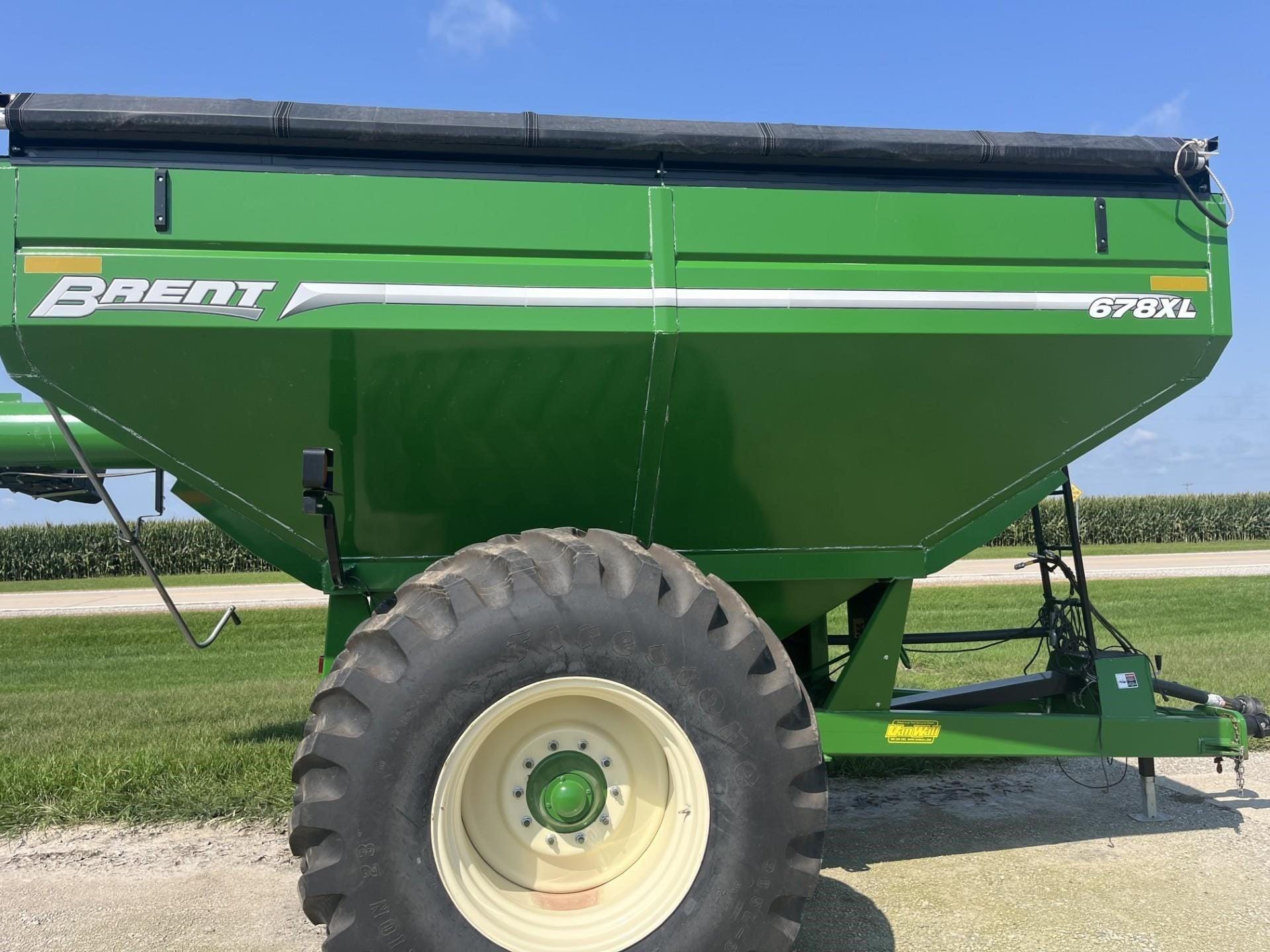 2021 Brent 678XL Equipment Image0