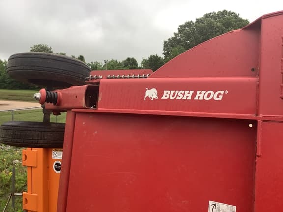 Image of Bush Hog 12820 equipment image 4