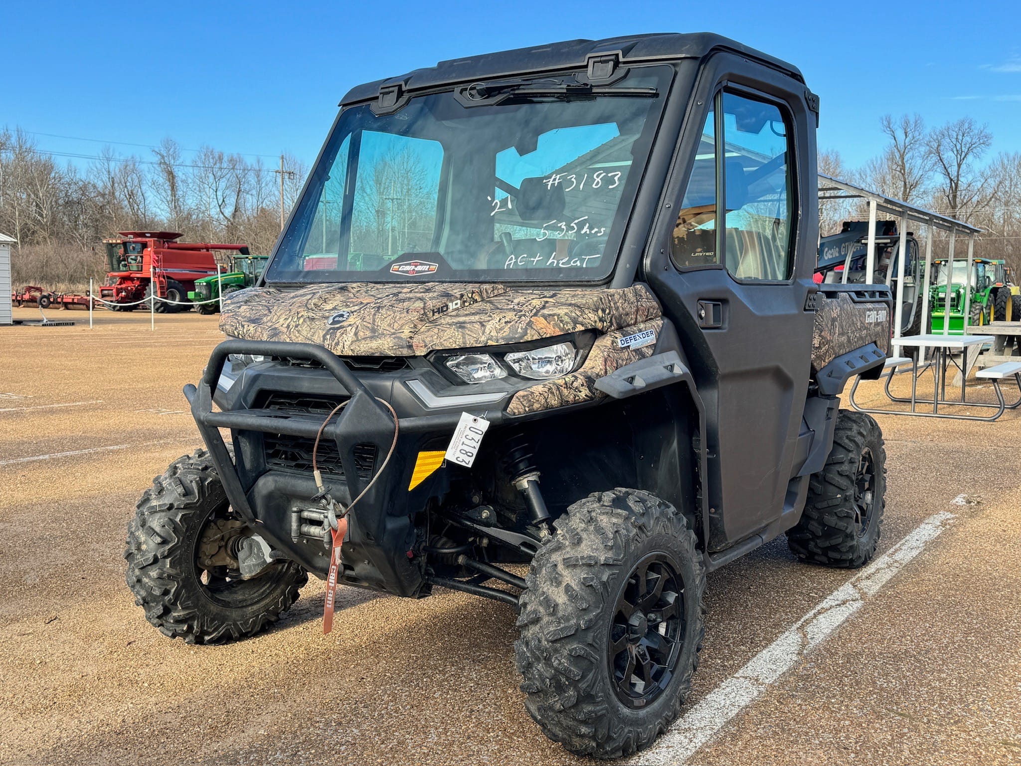Main image Can-Am Defender Limited HD10