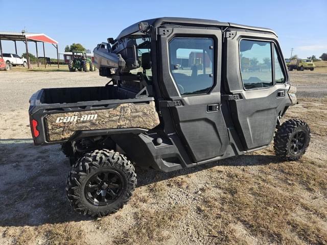 Image of Can-Am Defender HD10 equipment image 4