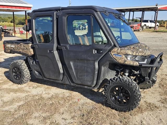 Image of Can-Am Defender HD10 equipment image 3