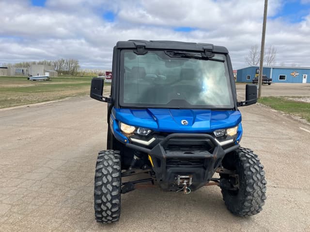 Image of Can-Am Defender Limited HD10 equipment image 2