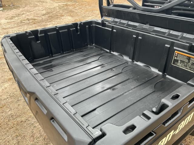 Image of Can-Am Defender Max equipment image 4