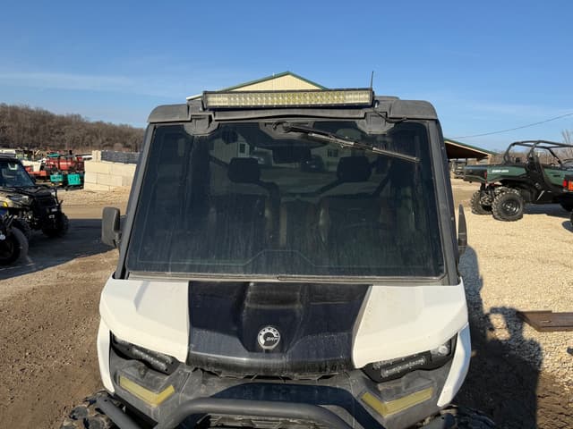 Image of Can-Am HD10 equipment image 2