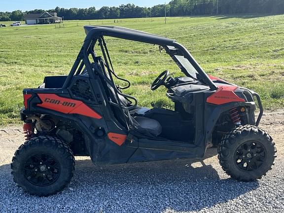 Image of Can-Am Maverick Trail 800 equipment image 2