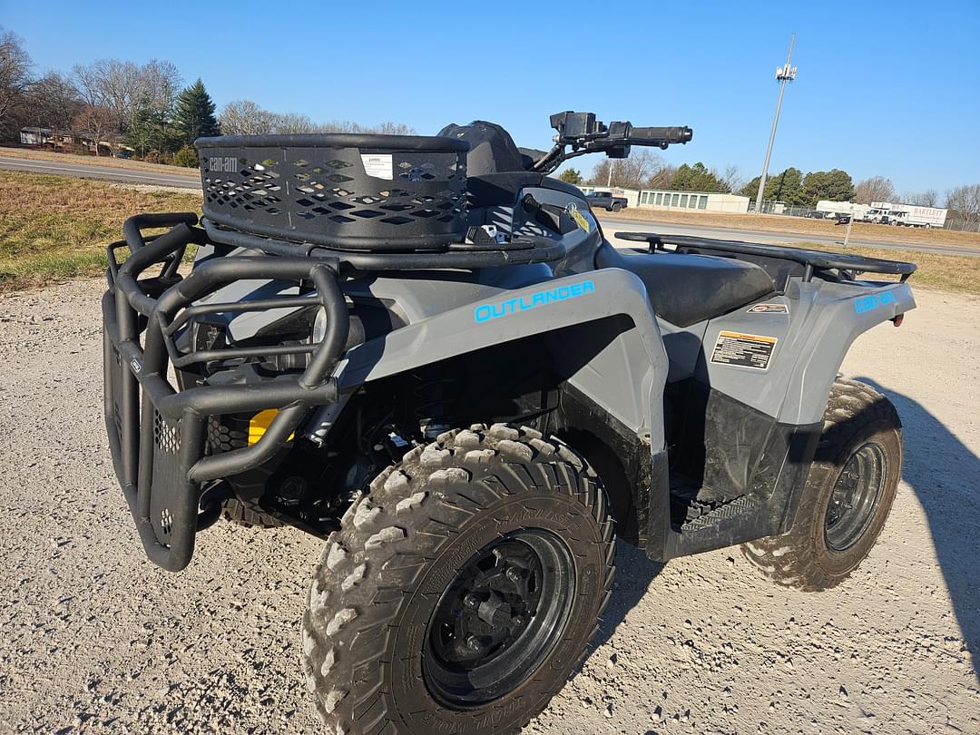 Image of Can-Am Outlander 570 Primary image