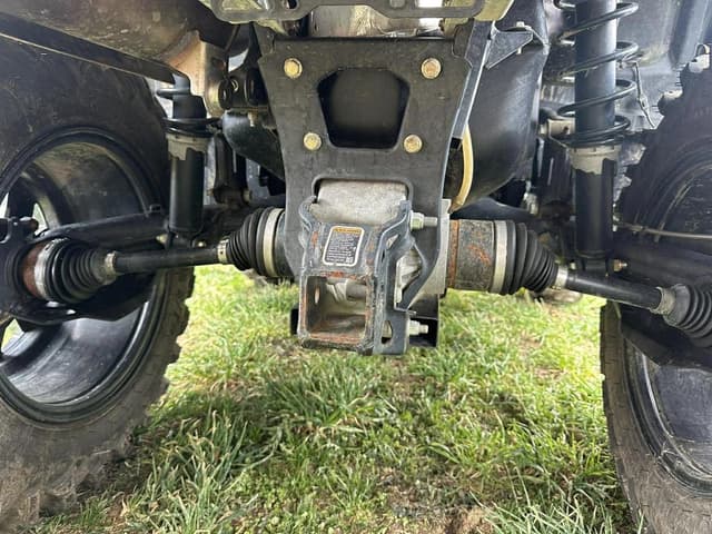 Image of Can-Am Outlander 650 equipment image 4