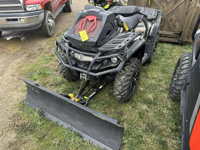 Image of Can-Am Outlander 650 equipment image 1