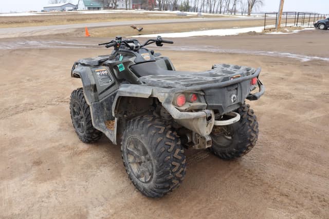 Image of Can-Am Outlander 850 equipment image 4