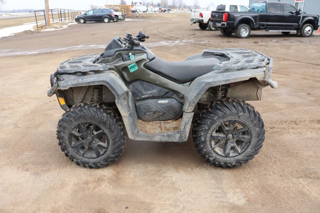 Image of Can-Am Outlander 850 equipment image 3