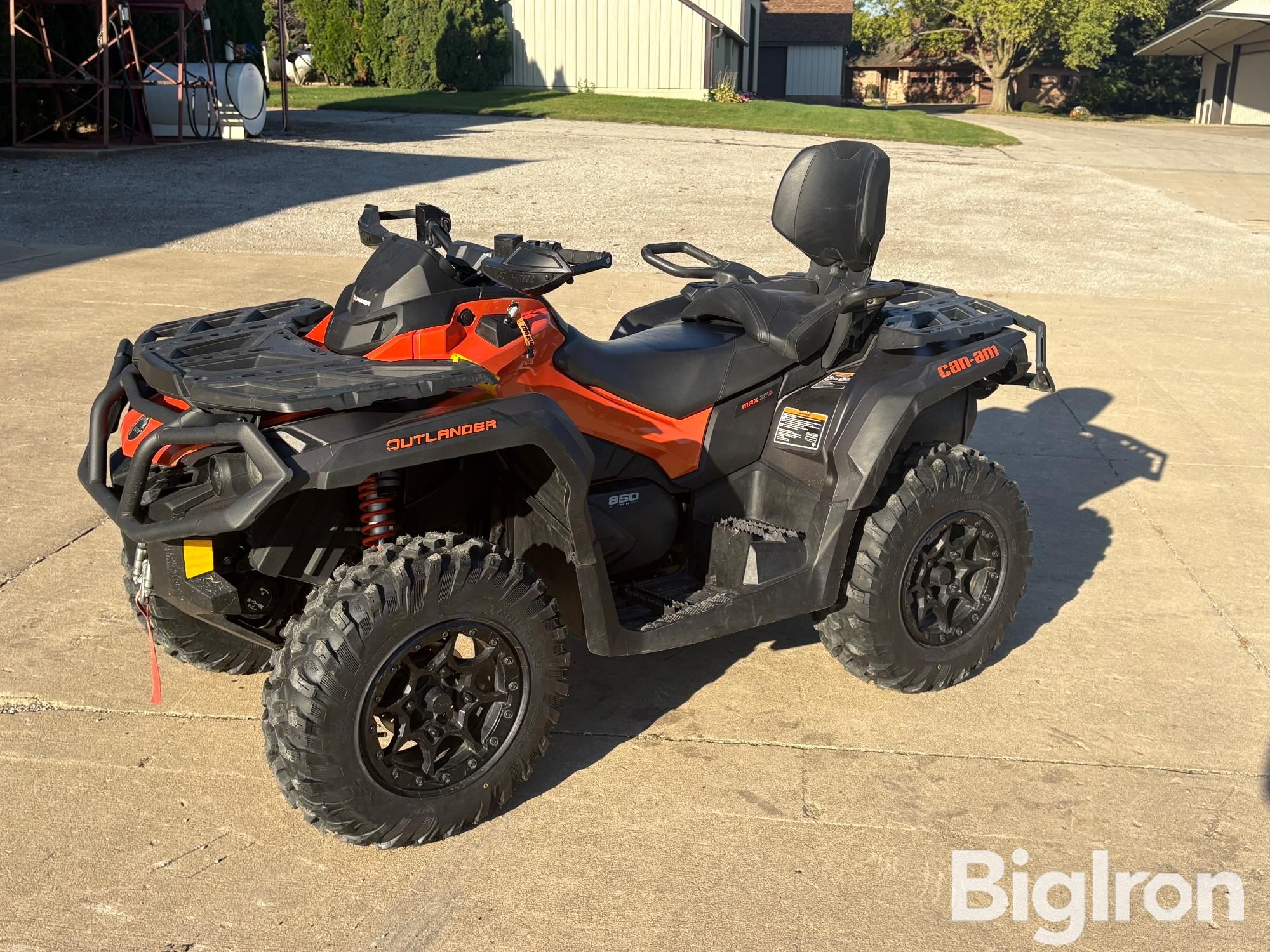 2021 Can-Am Outlander XTP 1000 Equipment Image0