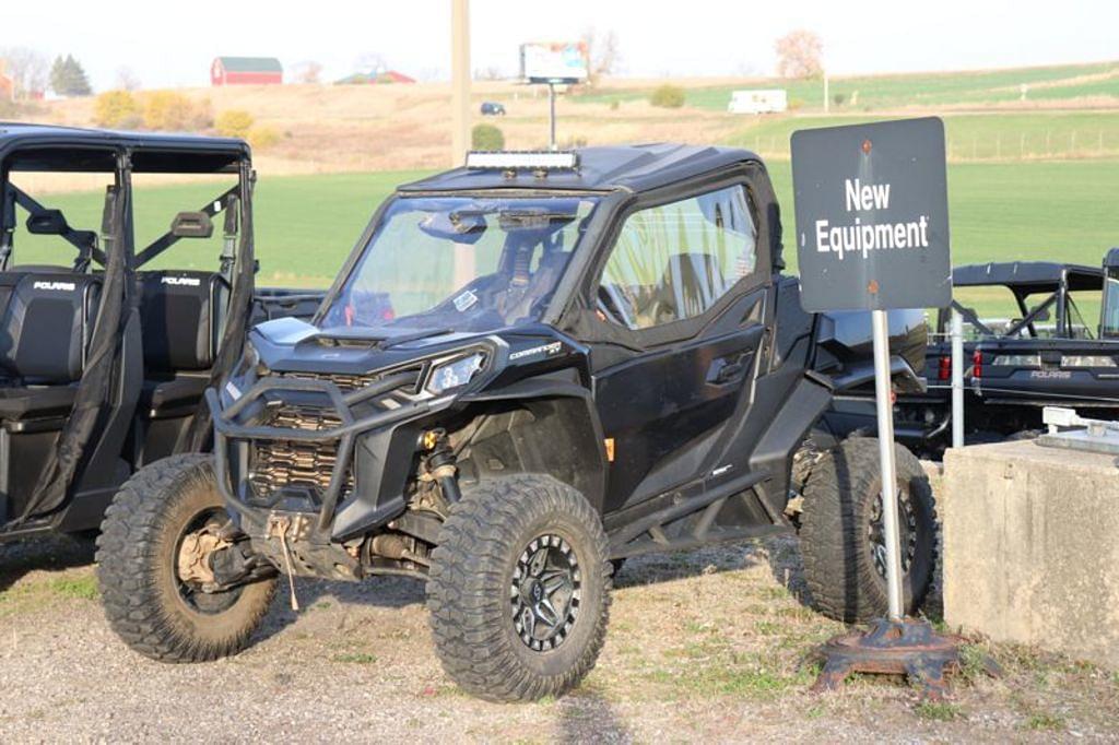 Image of Can-Am Commander XT  Primary image