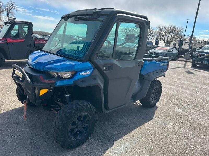 Main image Can-Am Defender HD10