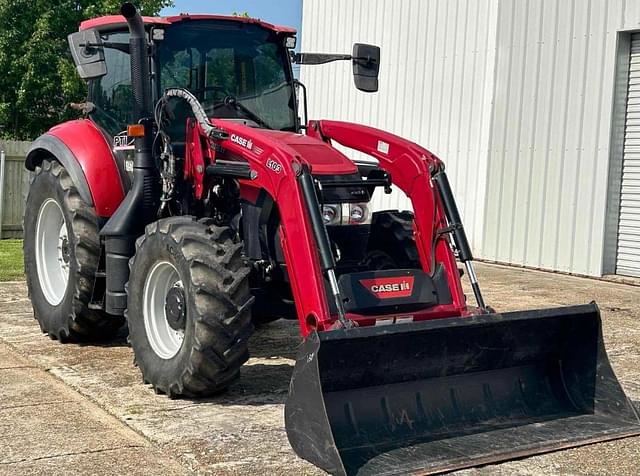 Image of Case IH Farmall 110U equipment image 2