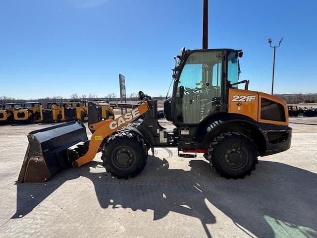 Image of Case 221F equipment image 2