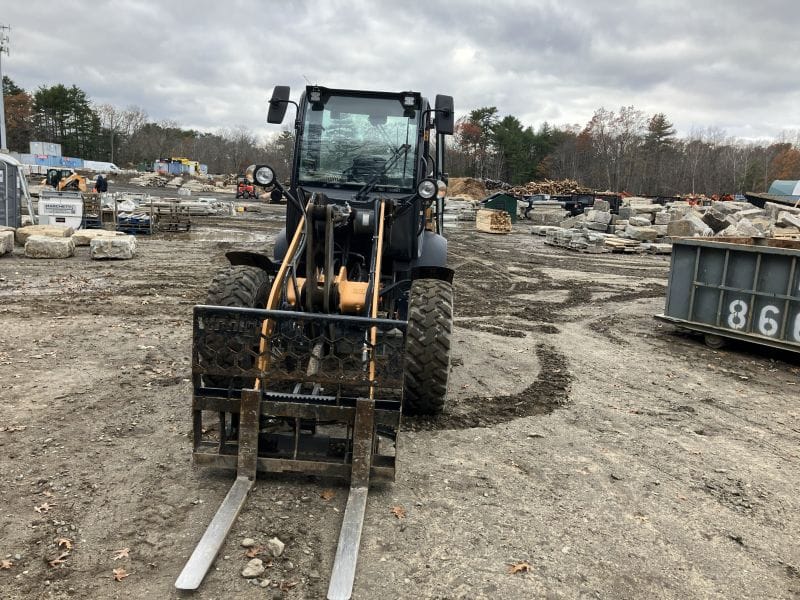 2021 Case 321F Equipment Image0