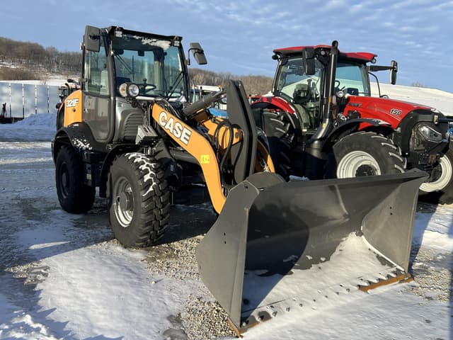 Image of Case 321F equipment image 1