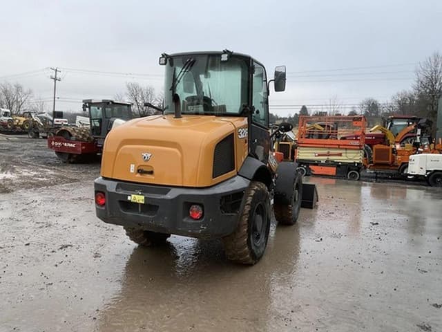 Image of Case 321F equipment image 3