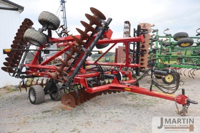 Image of Case IH 375 equipment image 1