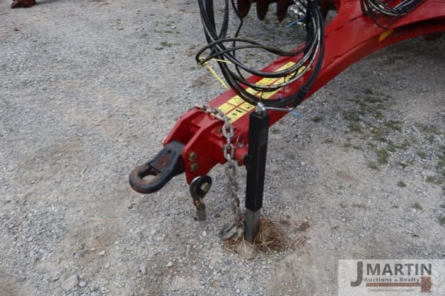 Image of Case IH 375 equipment image 4