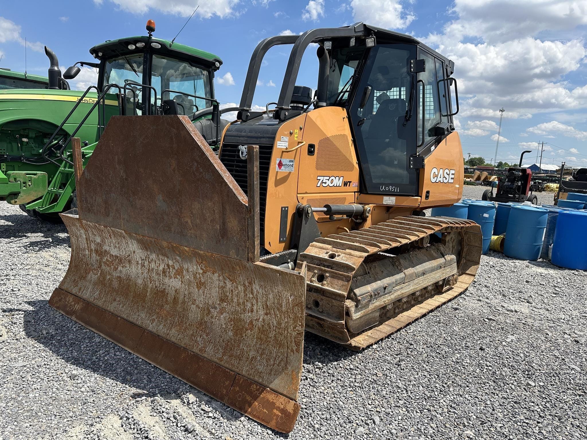 2021 Case 750M Equipment Image0