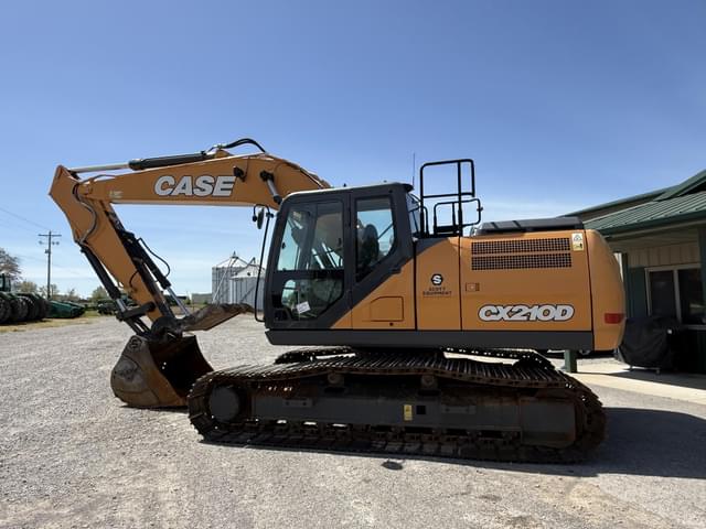 Image of Case CX210D equipment image 3
