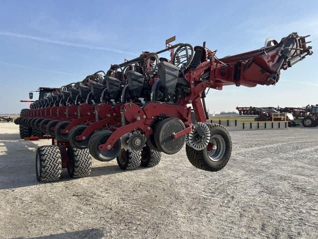 Image of Case IH 2140 equipment image 3