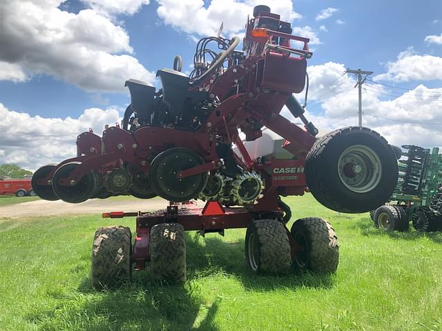 Image of Case IH 2140 equipment image 3