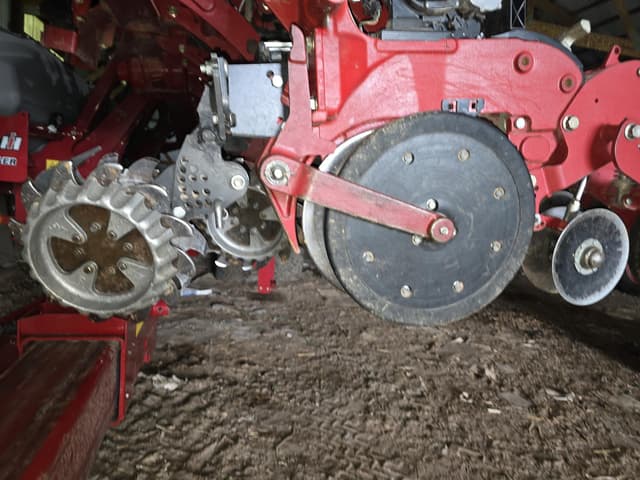 Image of Case IH 2140 equipment image 3
