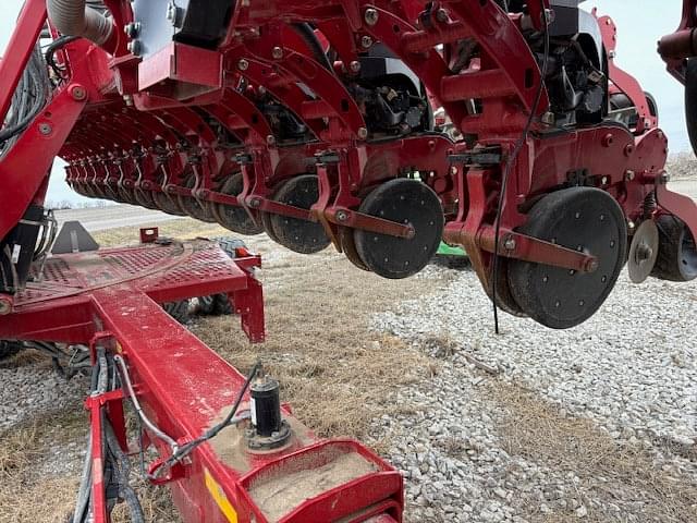 Image of Case IH 2140 Image 1