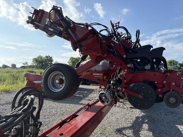 Image of Case IH 2140 equipment image 4