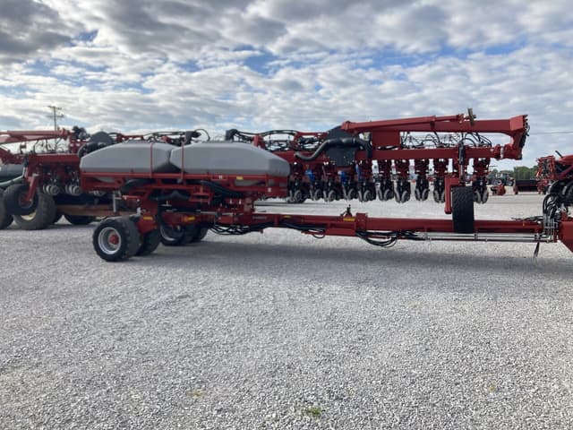 Image of Case IH 2140 equipment image 1