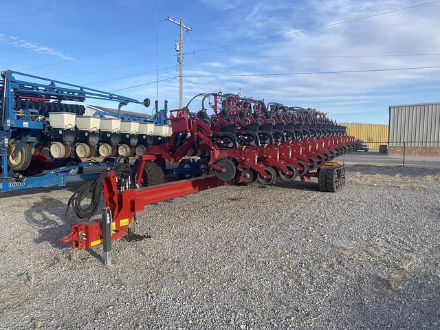 Image of Case IH 2140 equipment image 2