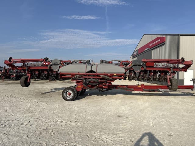 Image of Case IH 2140 equipment image 1