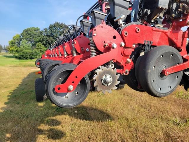 Image of Case IH 2140 equipment image 4