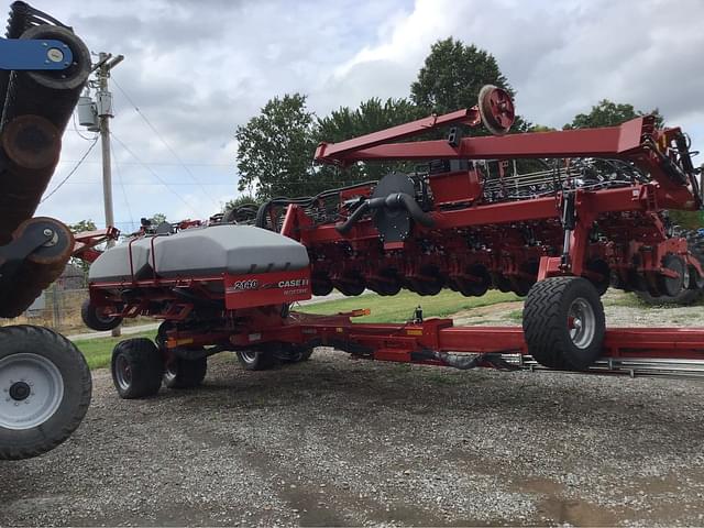 Image of Case IH 2140 equipment image 1