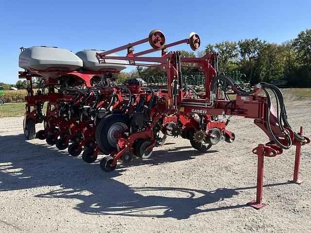 Image of Case IH 2150 equipment image 2